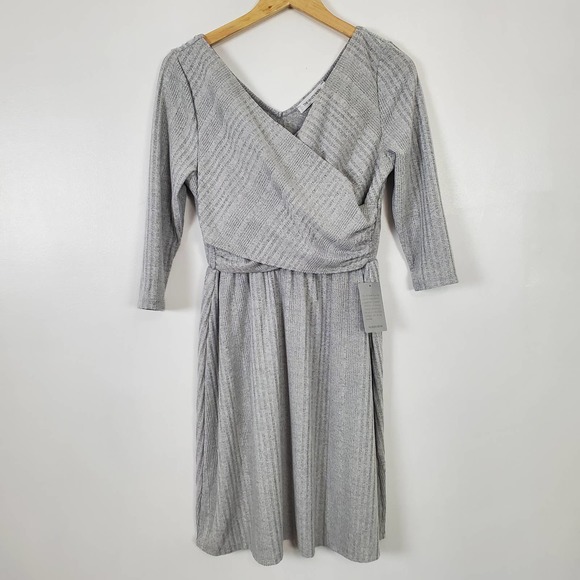The Vanity Room NWT large wrap front grey gress - Picture 1 of 3